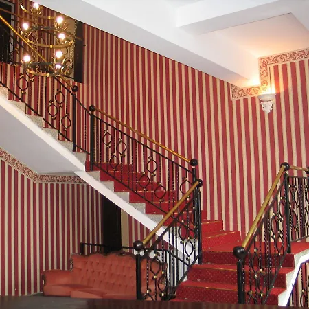 Parque de vacaciones Ksiezycowy Dworek 3*