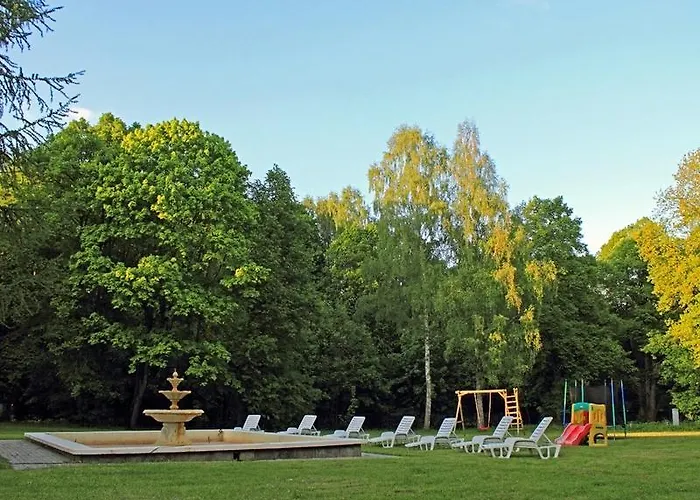 Ksiezycowy Dworek Prázdninový areál